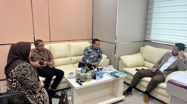 Pertemuan Wakil Bupati Solok Chandra dan Anggota DPR RI Zigo Rolanda