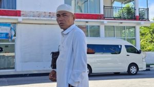 Dengan ketulusan hati dan hasil keringat sendiri, Haji Rusli terus menebar kebaikan: membangun rumah ibadah, meringankan beban warga, dan menjadi teladan bahwa sukses bukan untuk dinikmati sendiri.